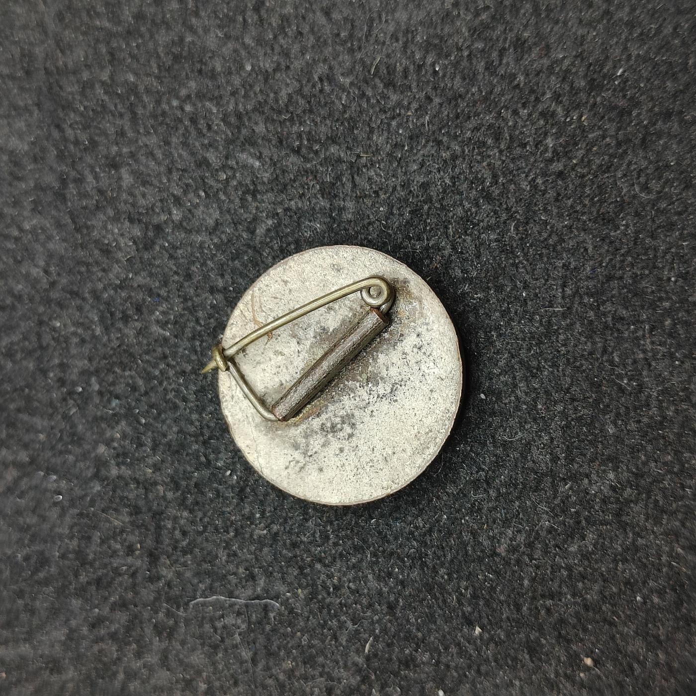 全场0元起拍 第159期 咸鱼国勋章拍卖专场 5月26日（周日）下午6：00开始 日本运动会珐琅章