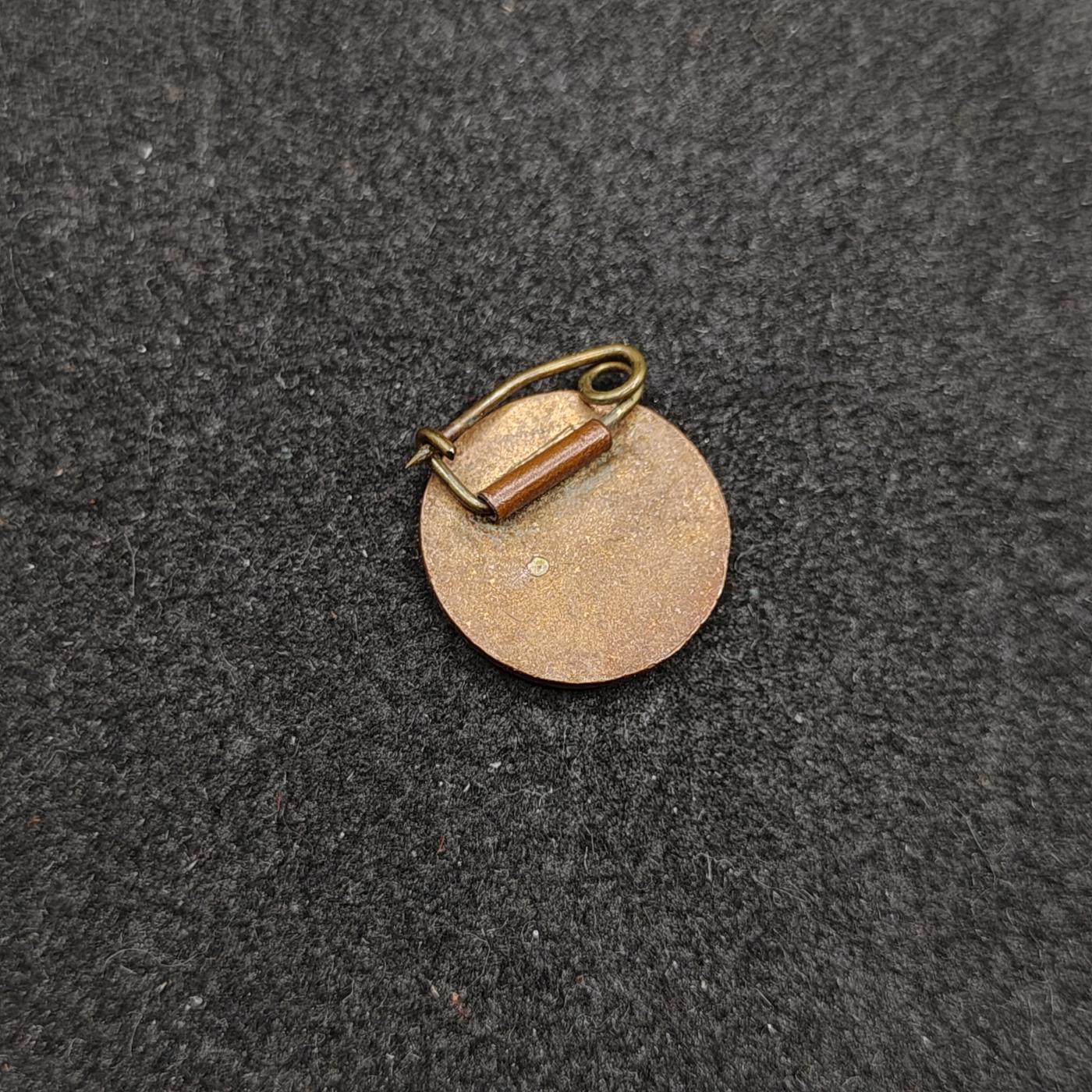 全场0元起拍 第159期 咸鱼国勋章拍卖专场 5月26日（周日）下午6：00开始 日本赤十字珐琅章