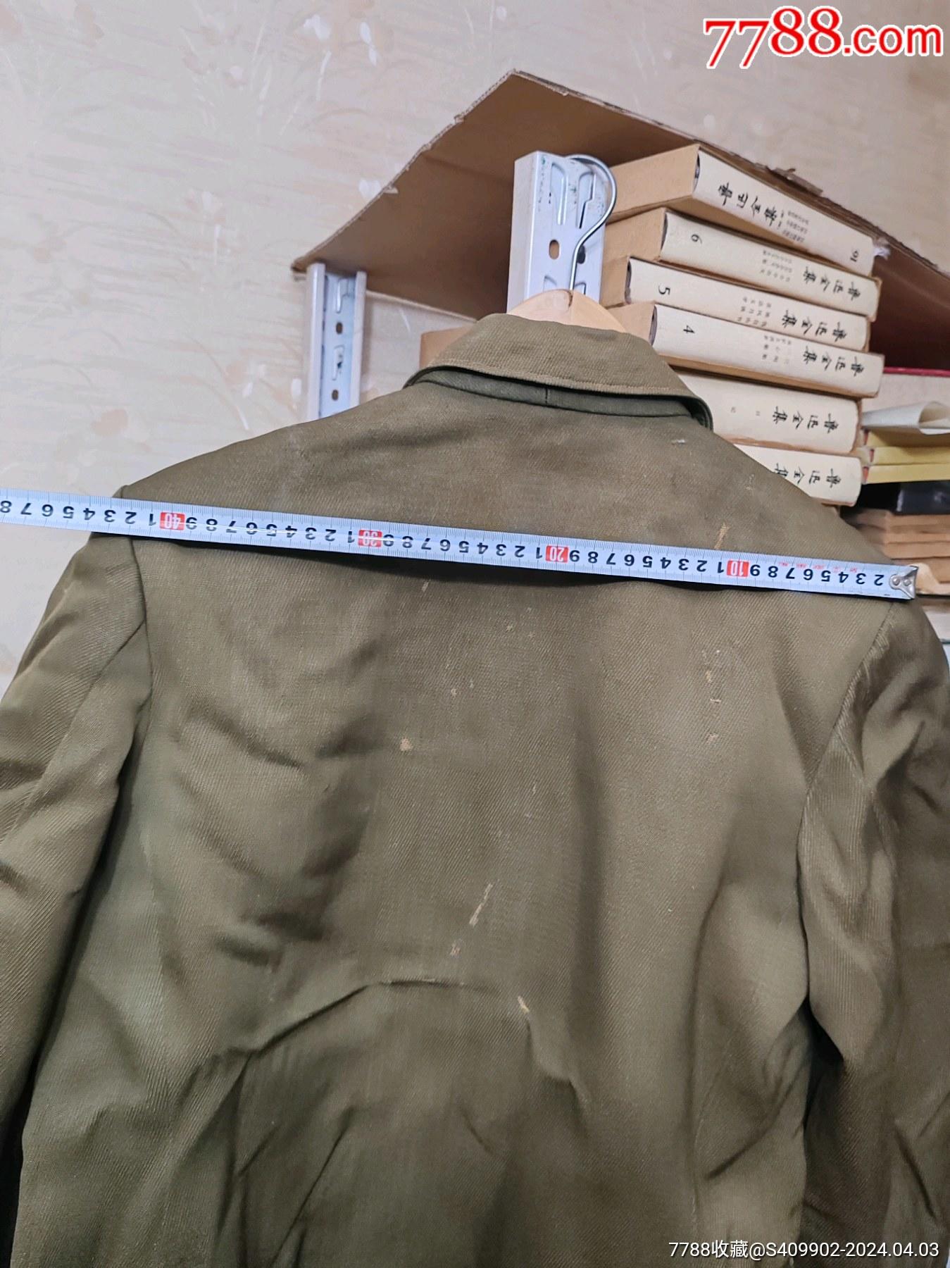 勋章专场 五五式马库尼常服尺寸如图，品相一般，衣长70