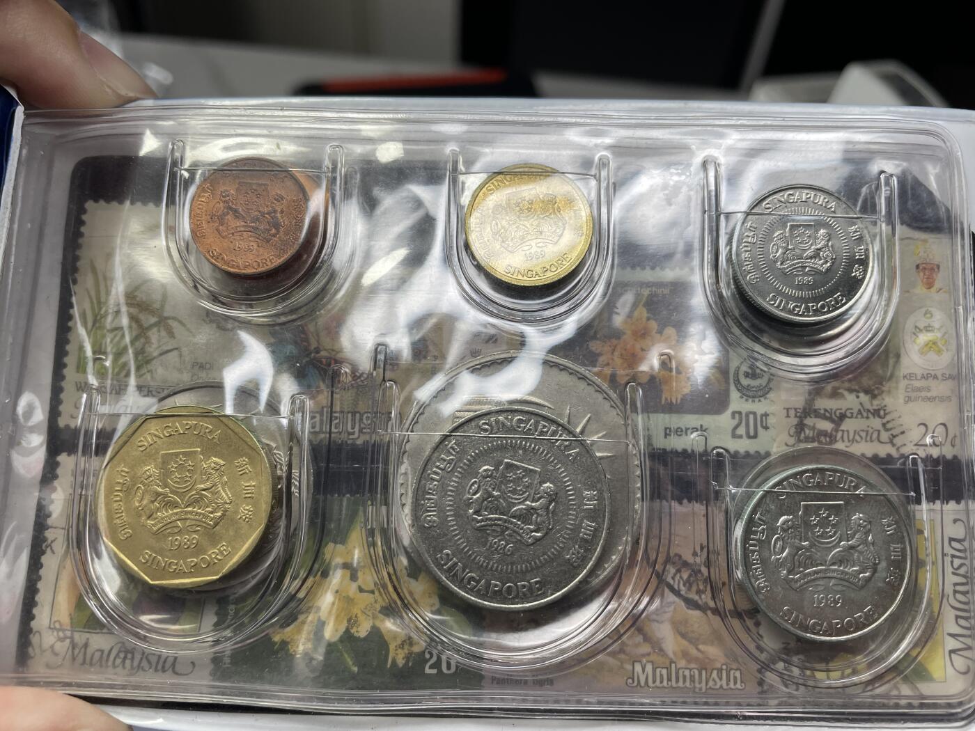 2024年集古藏今外币拍卖第七期-第7场—（总第67拍）为庆祝粉丝即将破百，精选小部分拍品 新加坡马来西亚套币一本