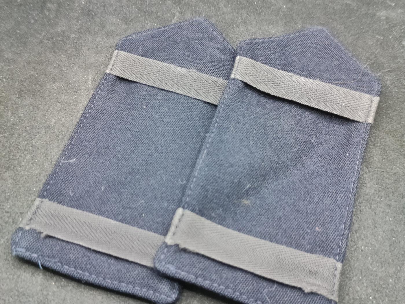 全场0元起拍 第159期 咸鱼国勋章拍卖专场 5月26日（周日）下午6：00开始 英国狱警肩章一对