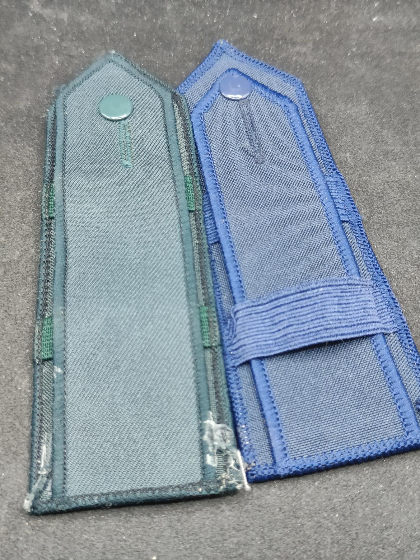 全场0元起拍 第159期 咸鱼国勋章拍卖专场 5月26日（周日）下午6：00开始 陆空工兵少尉肩章两个