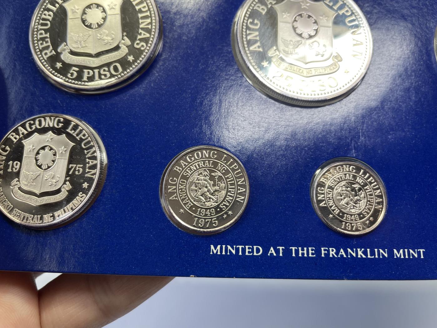 2024年集古藏今外币拍卖第七期-第7场—（总第67拍）为庆祝粉丝即将破百，精选小部分拍品 1975年菲律宾套币一盒含2枚大银币
