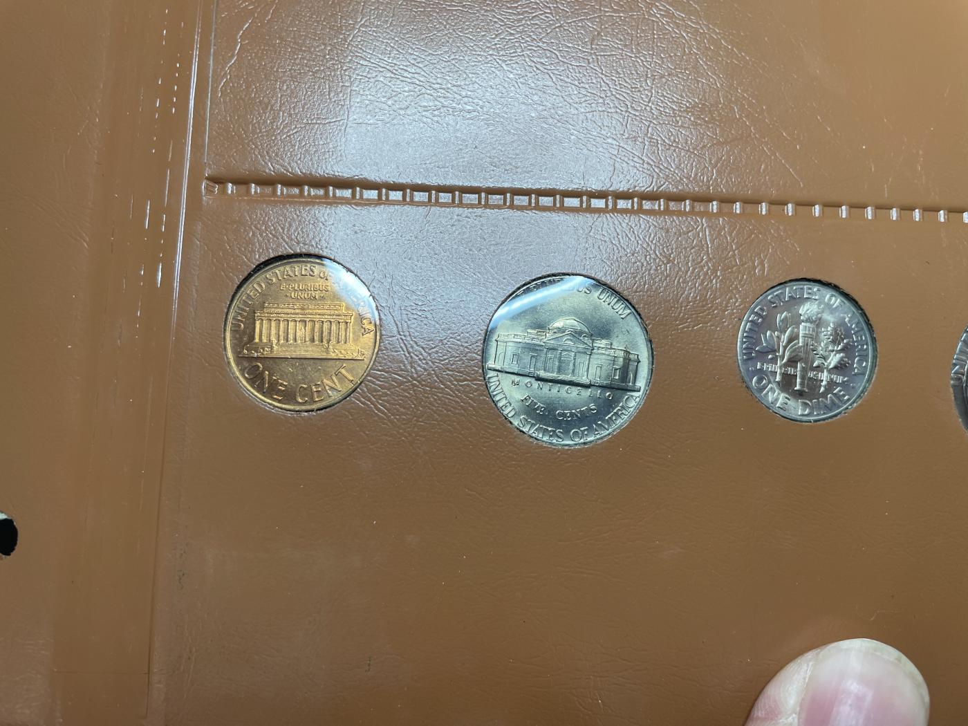 2024年集古藏今外币拍卖第七期-第7场—（总第67拍）为庆祝粉丝即将破百，精选小部分拍品 1974-1979年美国套币一本