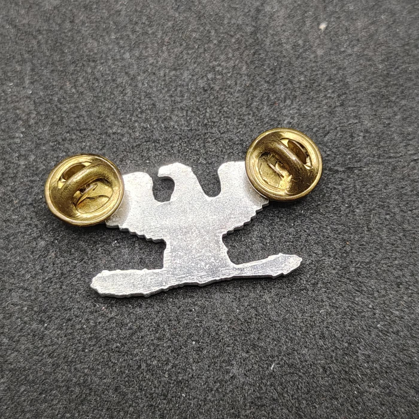 全场0元起拍 第159期 咸鱼国勋章拍卖专场 5月26日（周日）下午6：00开始 美国上校肩章符号一个