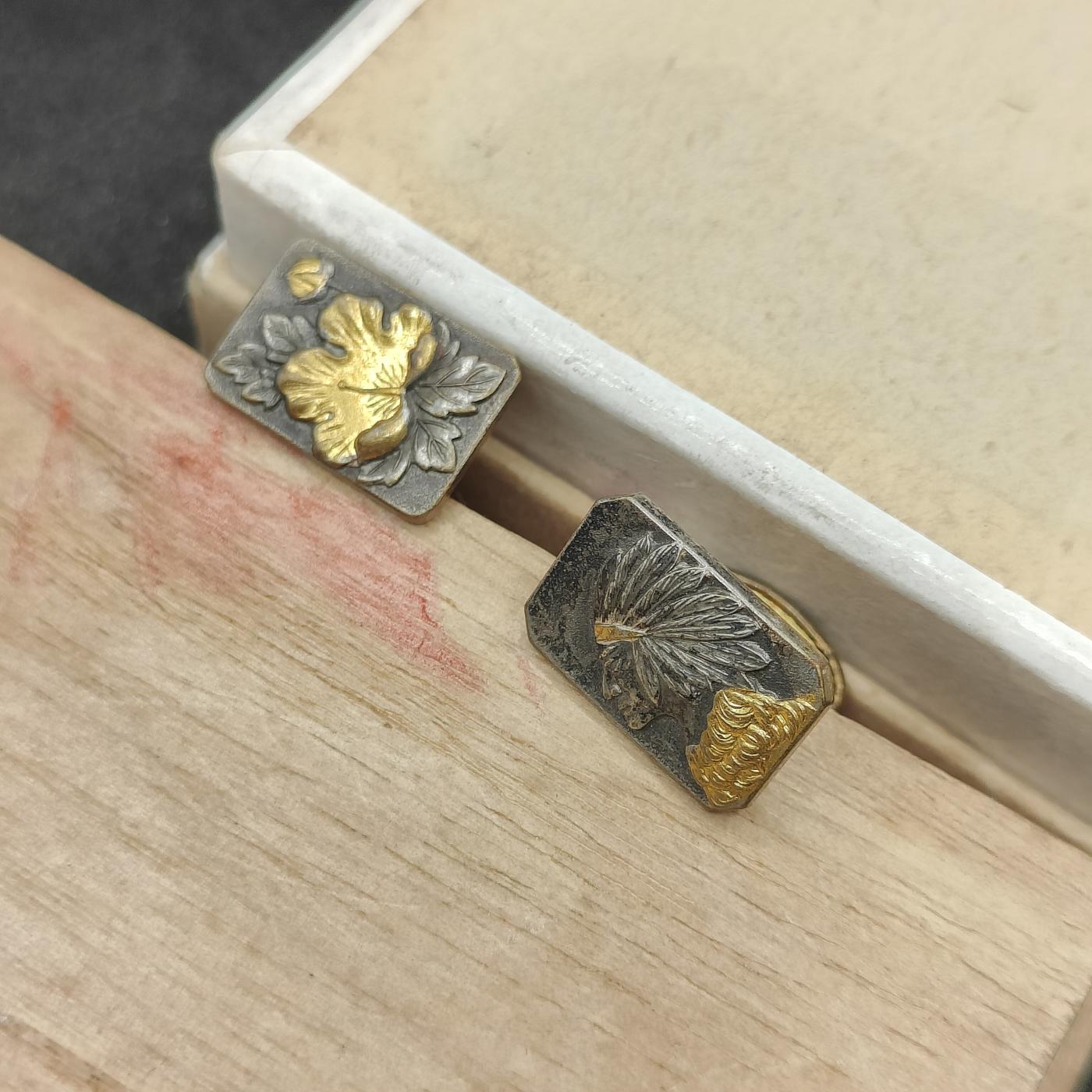 全场0元起拍 第159期 咸鱼国勋章拍卖专场 5月26日（周日）下午6：00开始 日本战时袖扣一对