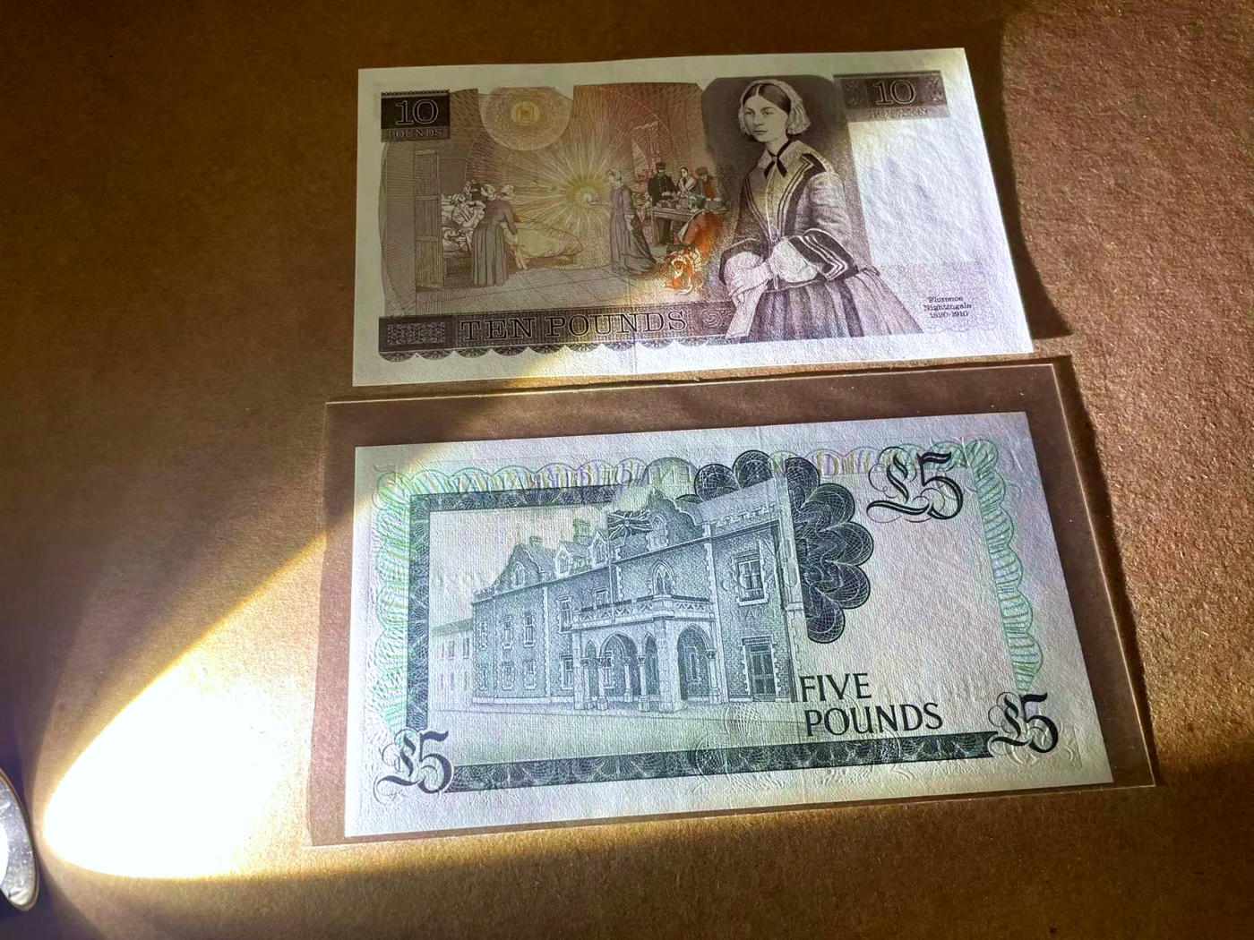 【Blue Auction】✨世界纸币精拍第480期【精】  【一组2张】直布罗陀5镑 高冠女王&英国 D序列10镑 全新UNC