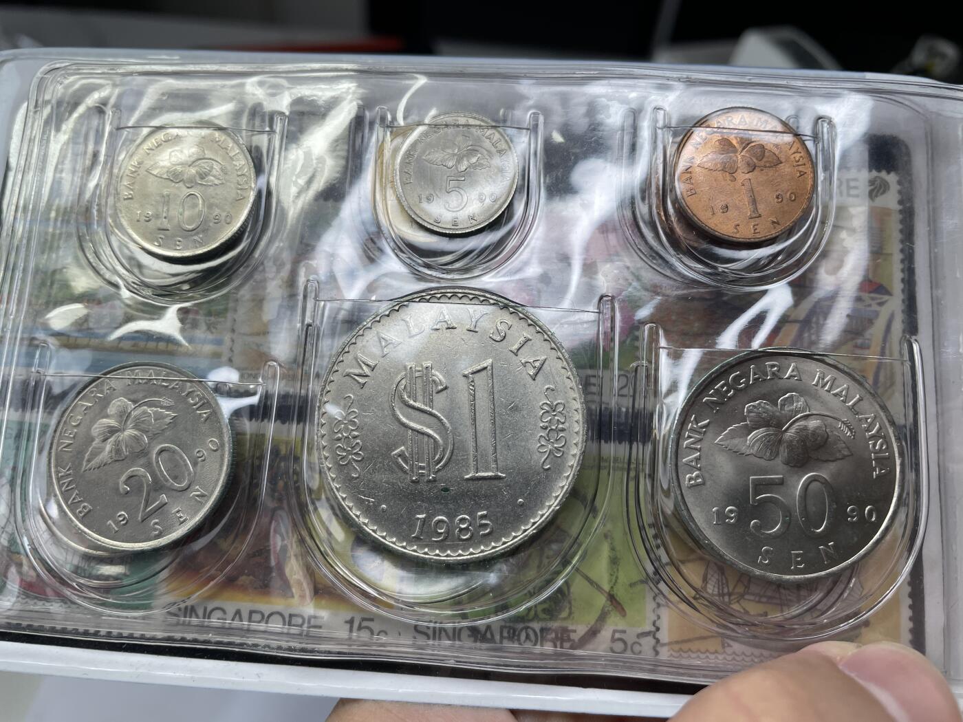 2024年集古藏今外币拍卖第七期-第7场—（总第67拍）为庆祝粉丝即将破百，精选小部分拍品 新加坡马来西亚套币一本