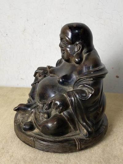 旧藏铜弥勒佛一尊，包浆温润，用料厚重，全品如图。     - 旧藏铜弥勒佛一尊，包浆温润，用料厚重，全品如图。    
