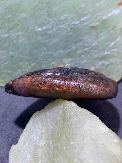 精美亚光冻料战国红玛瑙手工雕刻黄财神大黑天吊坠（把件）一个！ 精美亚光冻料战国红玛瑙手工雕刻黄财神大黑天吊坠（把件）一个！