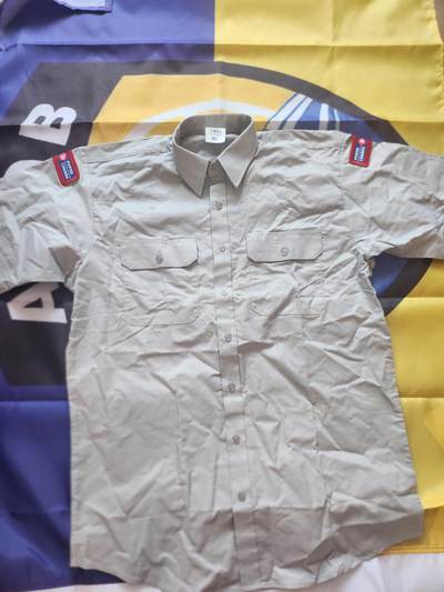 荷兰-泰兰勋赏制服拍卖 - 加拿大皇家邮政夏季制服 公务员版本 未使用 非快递员