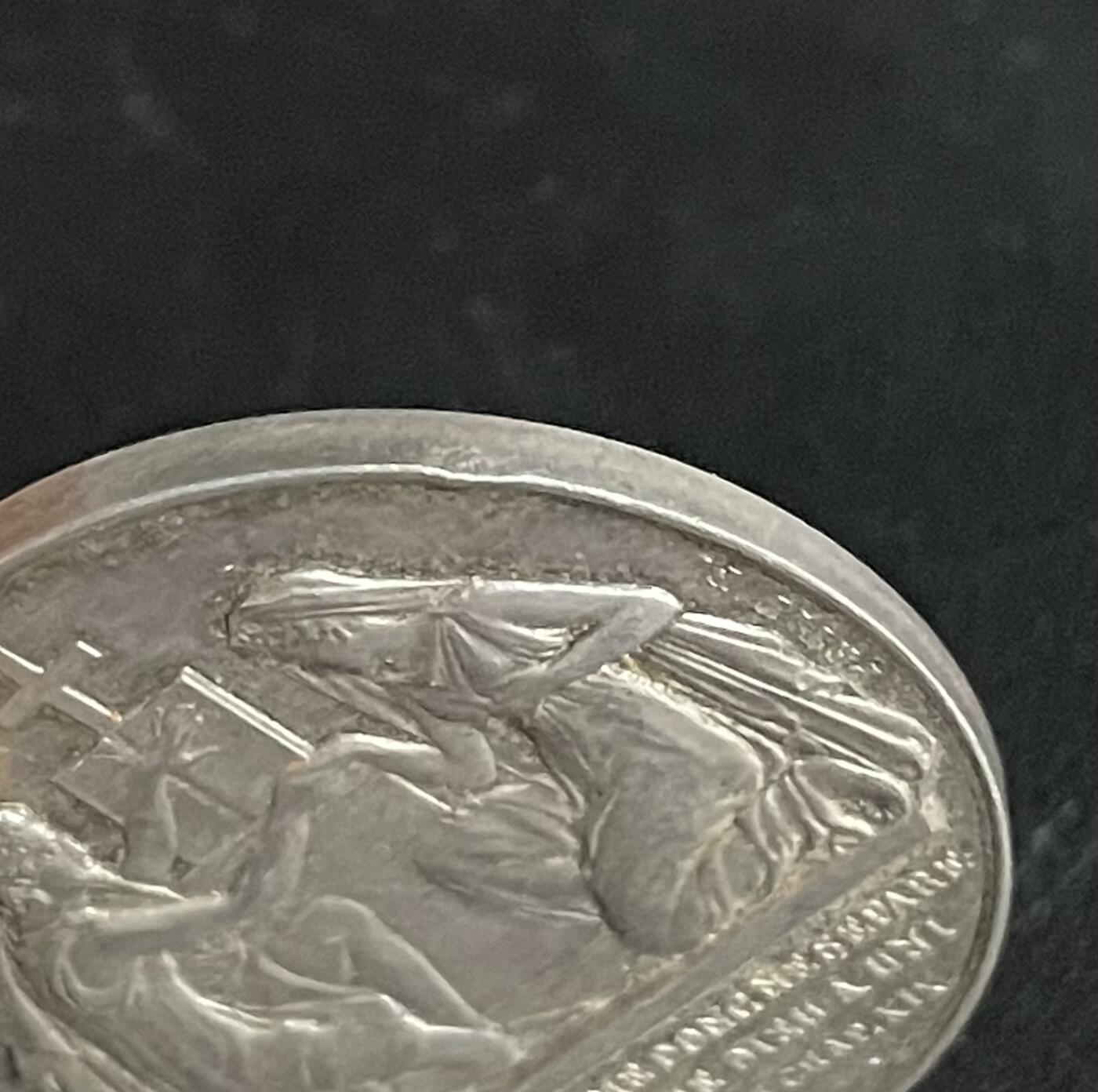 「木头集藏」章牌专场-第41期 法国婚礼银章   直径：32mm，13.9g，边铭：蜜蜂 ARGENT