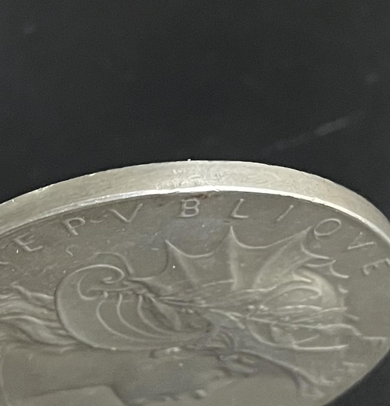 「木头集藏」章牌专场-第41期 H.Dubois～法国军事射击银奖章  直径：50 mm，64.5 g  边铭：丰饶角 ARGENT