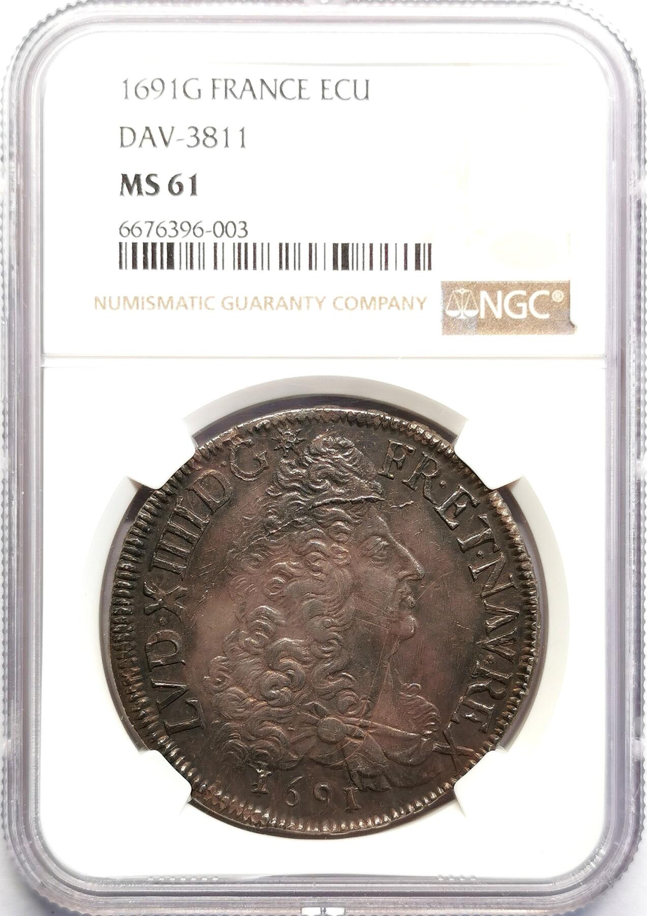 凡希社世界钱币微拍第二百七十期 荐！1691G法国太阳王路易十四埃居大银NGC-MS61普瓦捷厂，深色包浆全深打，无减重痕，侧光下泛出一抹钢蓝彩，典雅迷人！