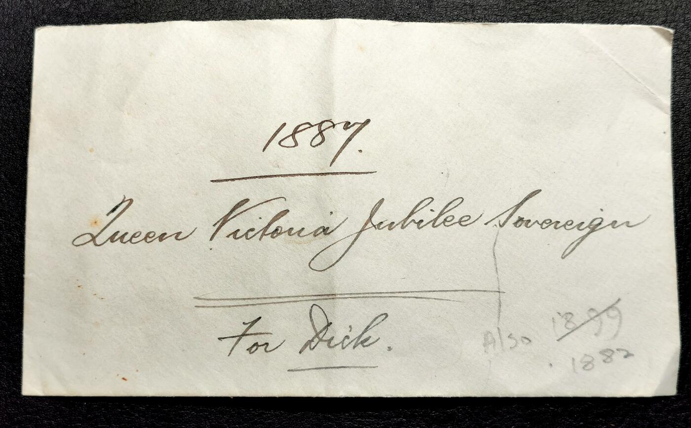 凡希社世界钱币微拍第二百七十期 荐！1887英国老维高冠索维林金币NGC-MS63，附原物主手迹信封一枚！