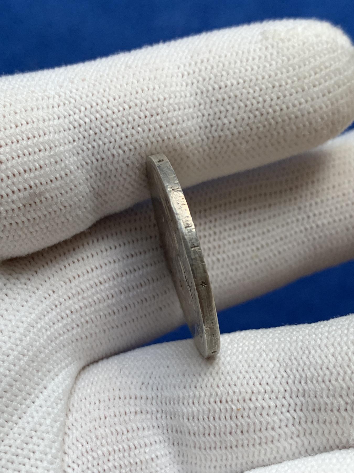 《竞宝斋》第272场- 周日，周一，周二  3场连拍 （全场包邮） 意大利1916马车2里拉银币 细节见图