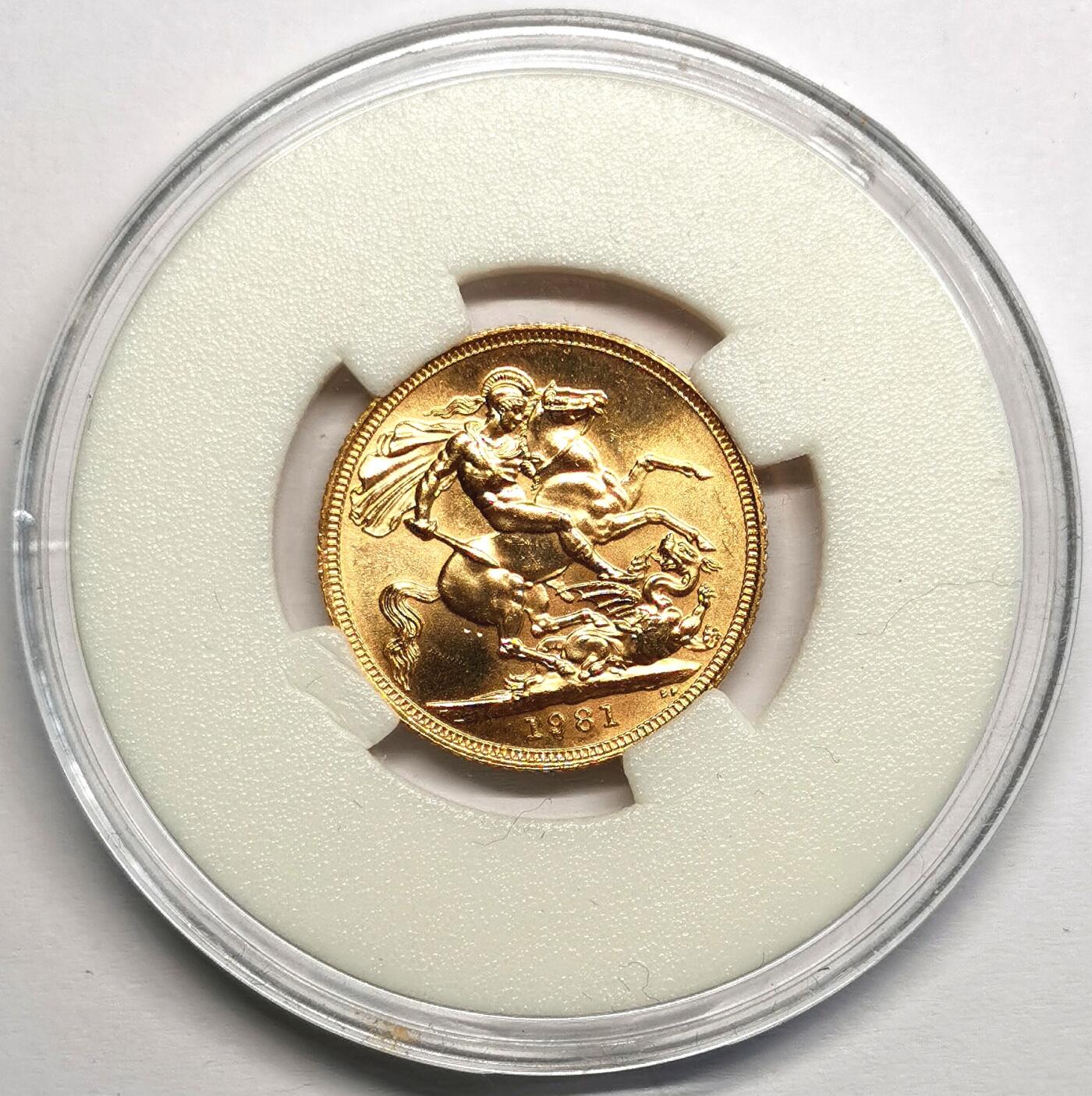 凡希社世界钱币微拍第二百七十期 1981英国伊丽莎白索维林金币UNC，7.988g，917金