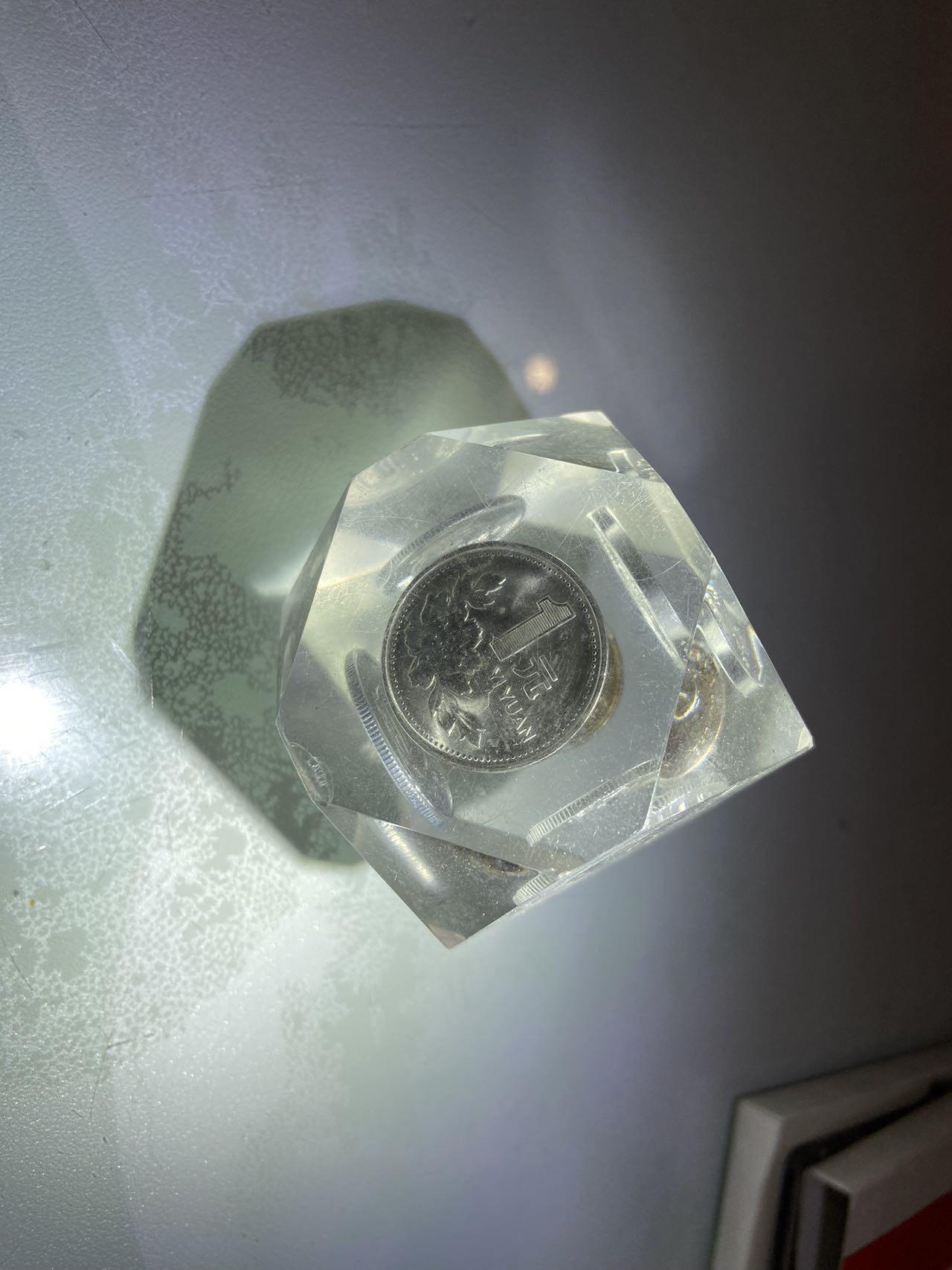 【炜奕收藏】古币纪念币专场，0佣金，全场0+1 第四版流通硬币12面水晶体，梅花五角有点生锈，有部分棱角有磕碰