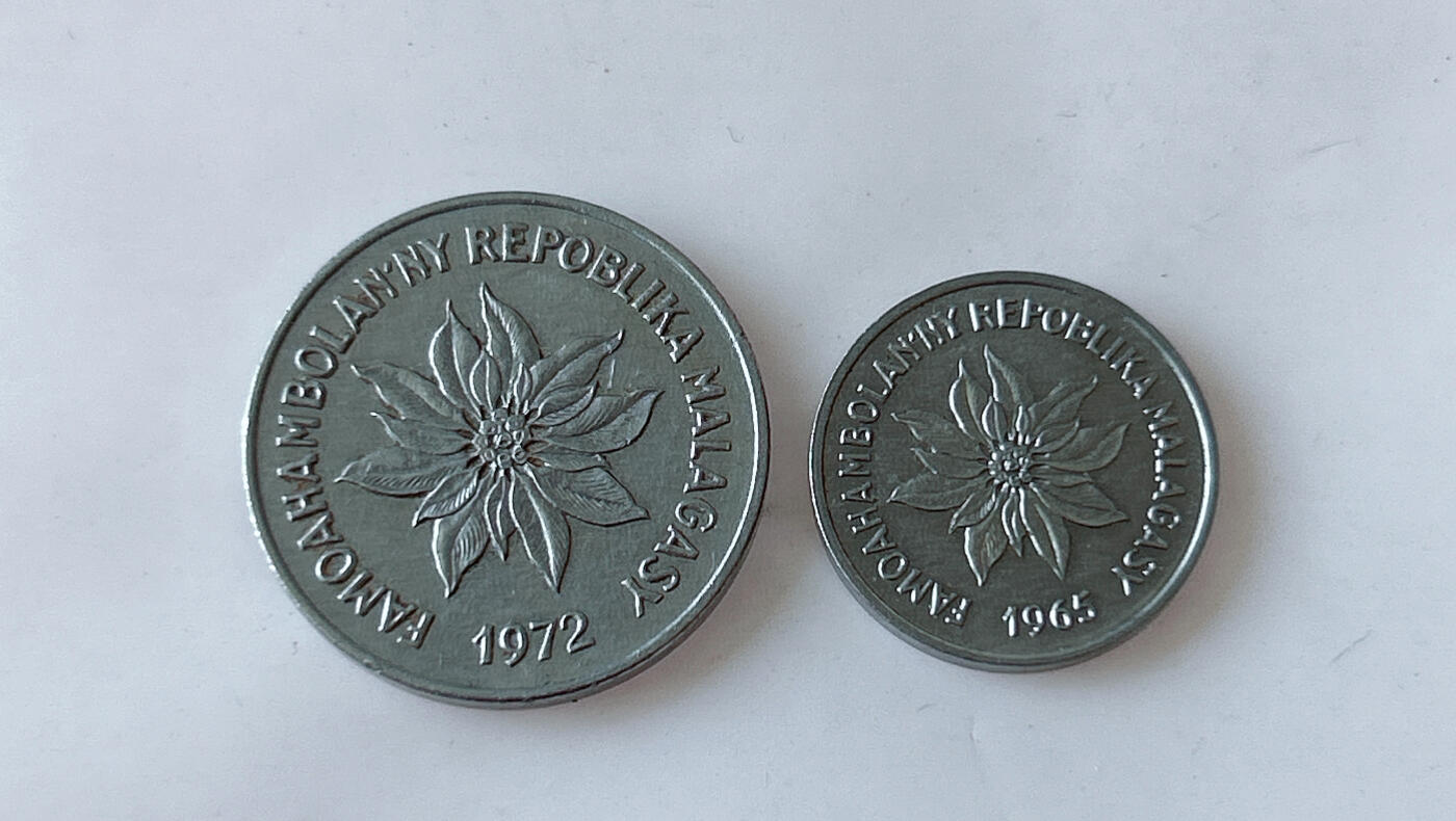 第一海外回流一元起拍收藏 散币专场 第91期 马达加斯加1法郎+5法郎