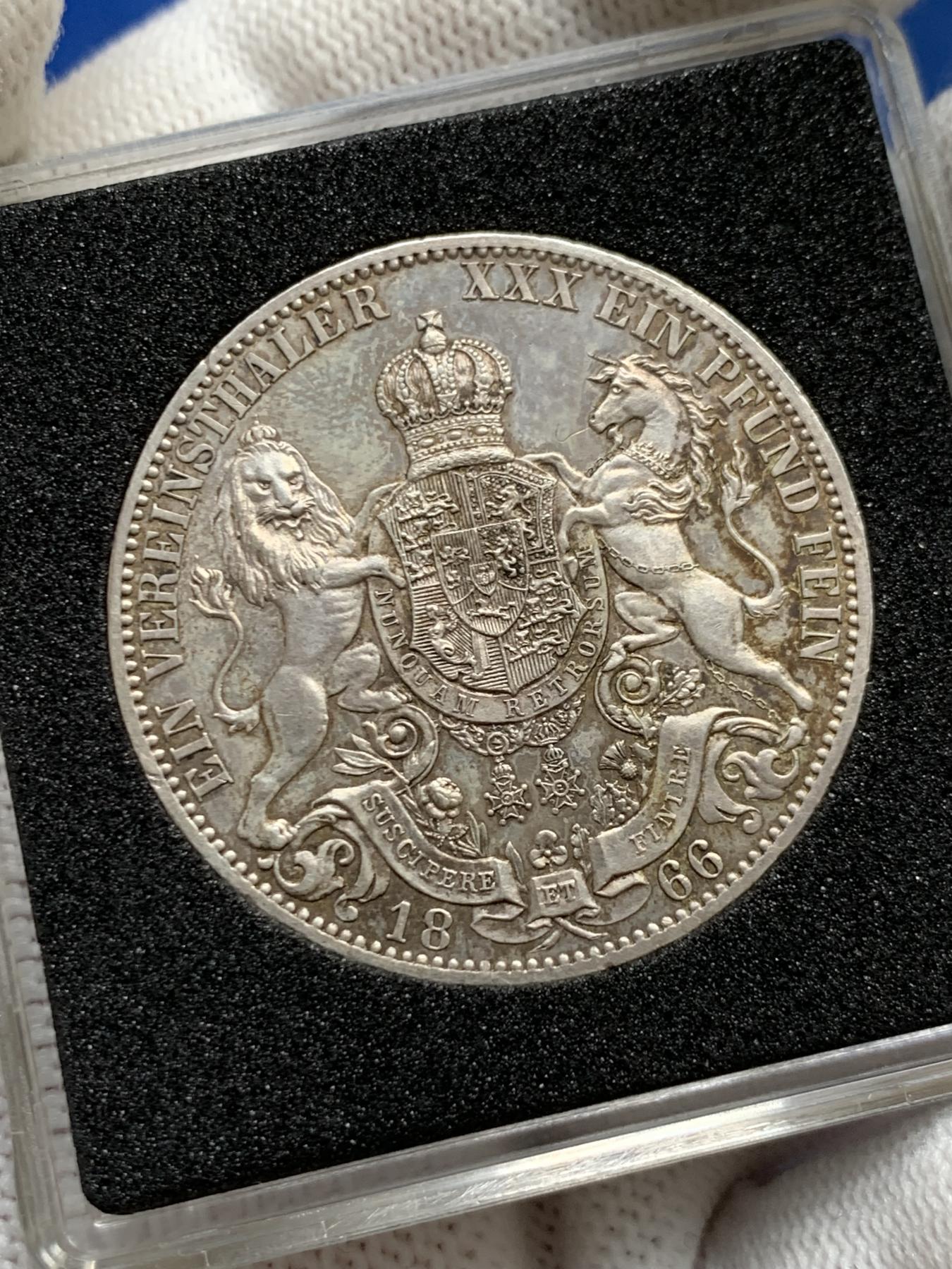 《竞宝斋》第272场- 周日，周一，周二  3场连拍 （全场包邮） 德国1866汉诺威狮马泰勒银币 PL底板 细节非常好可评级