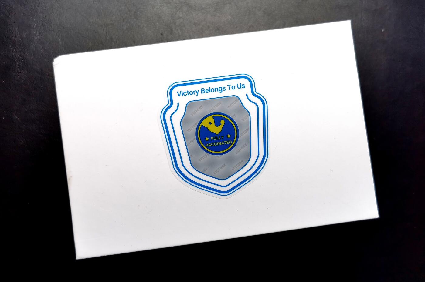 凡希社世界钱币微拍第二百七十期 2021斐济新冠疫苗瓶锌镀银异形dollar纪念币原厂盒证！