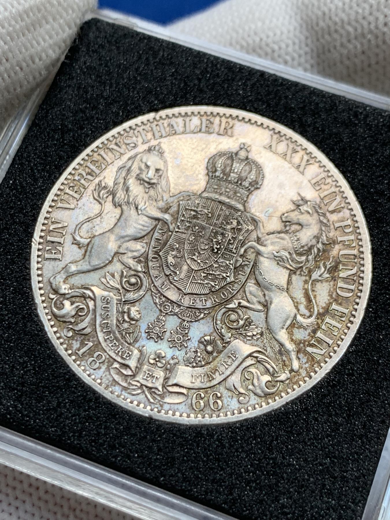 《竞宝斋》第272场- 周日，周一，周二  3场连拍 （全场包邮） 德国1866汉诺威狮马泰勒银币 PL底板 细节非常好可评级