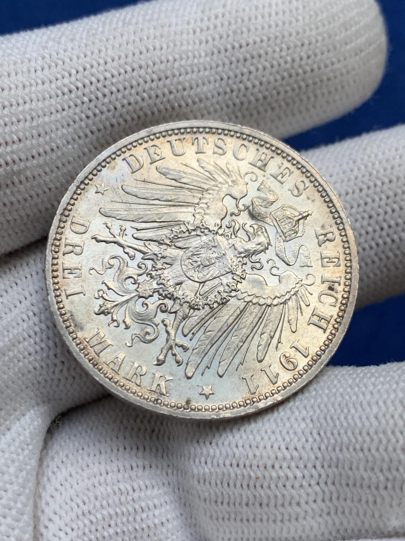 《竞宝斋》第272场- 周日，周一，周二  3场连拍 （全场包邮） 德国巴伐利亚1911年利奥波德3马克银币  带转光无磕