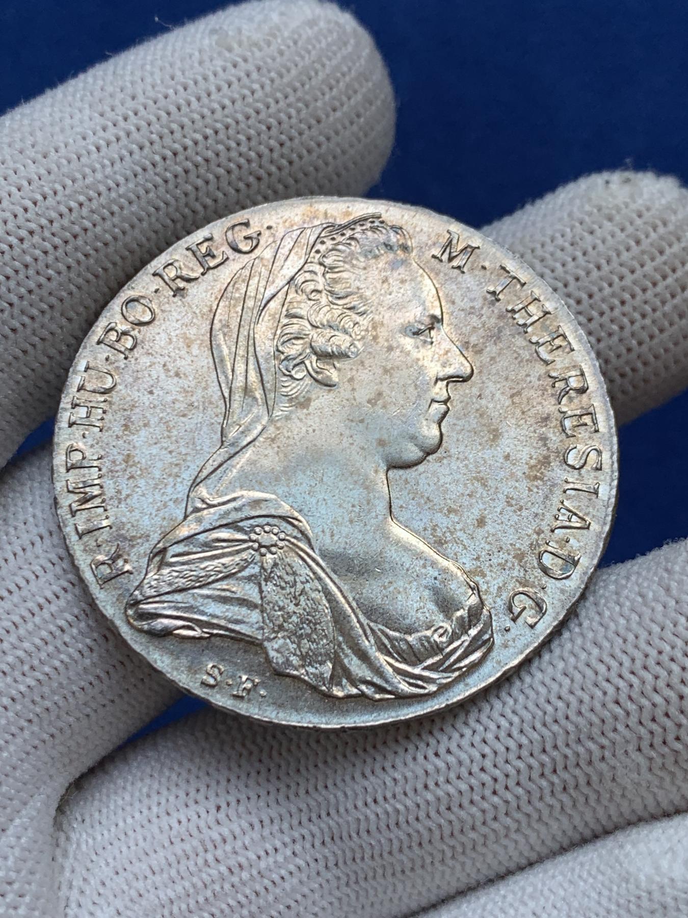 《竞宝斋》第272场- 周日，周一，周二  3场连拍 （全场包邮） 奥匈帝国1780大奶妈银币 官方后铸款 转光不错的一枚