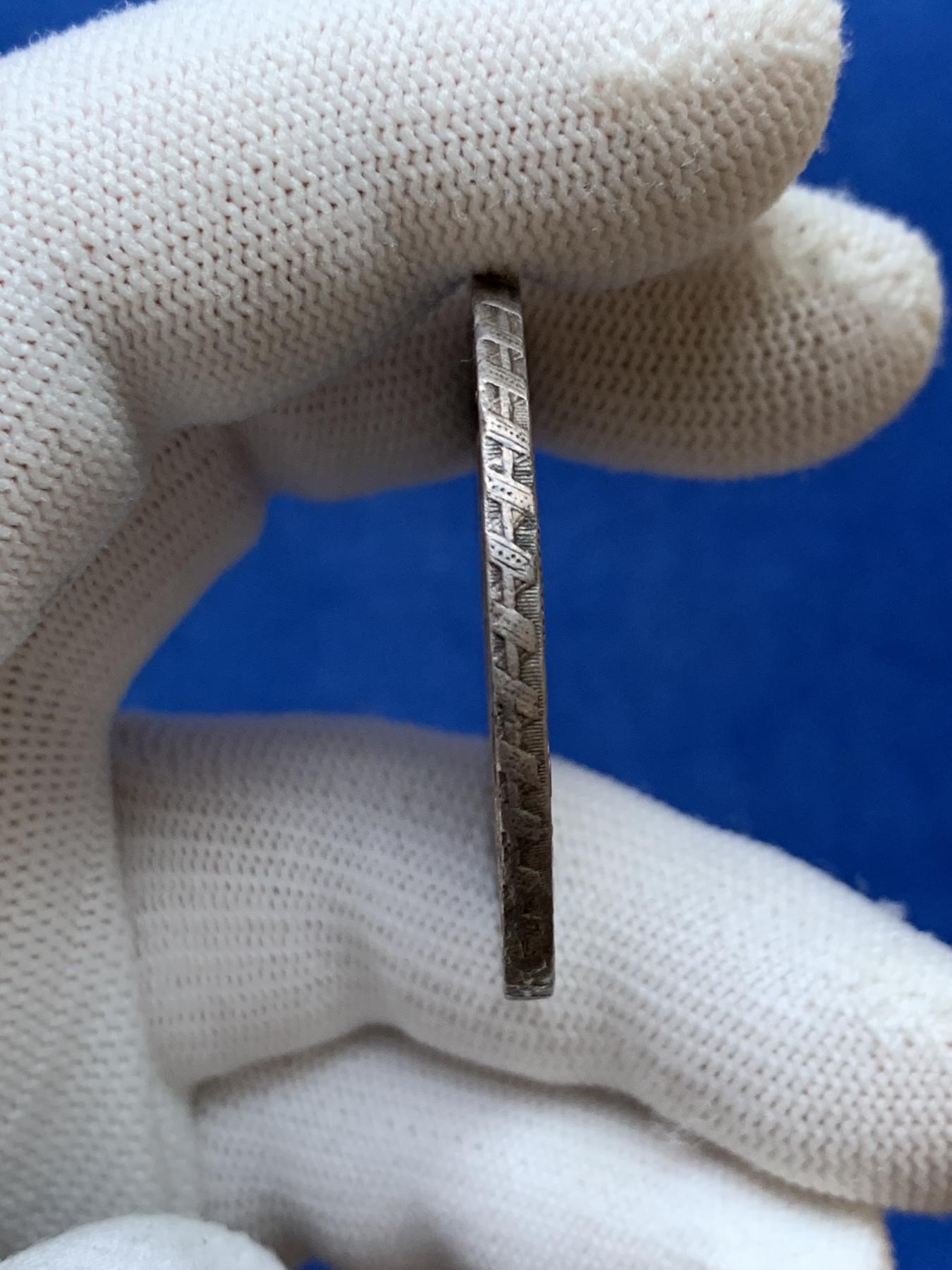 《竞宝斋》第272场- 周日，周一，周二  3场连拍 （全场包邮） 意大利热那亚1795年8里拉银币 稀少品种 整体细节很不错