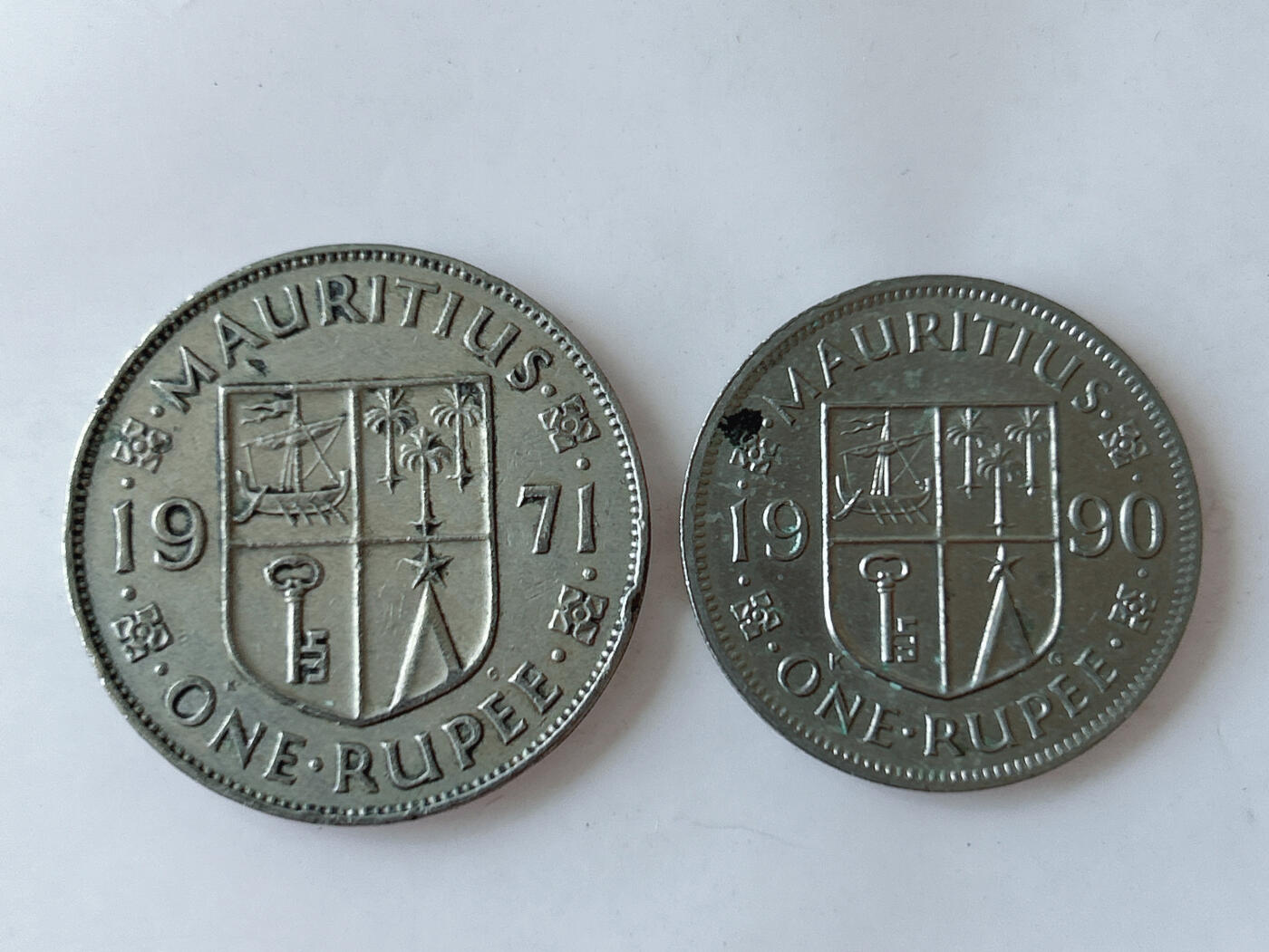 第一海外回流一元起拍收藏 散币专场 第91期 毛里求斯1卢比 两个版本