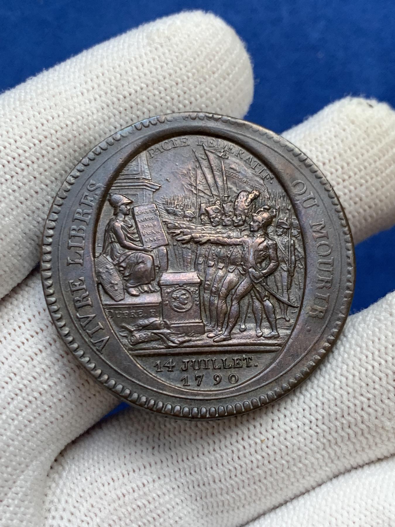 《竞宝斋》第272场- 周日，周一，周二  3场连拍 （全场包邮） 1790法国莫奈龙大革命5索尔好品 细节完整清晰 女神手牌字母清晰刻画