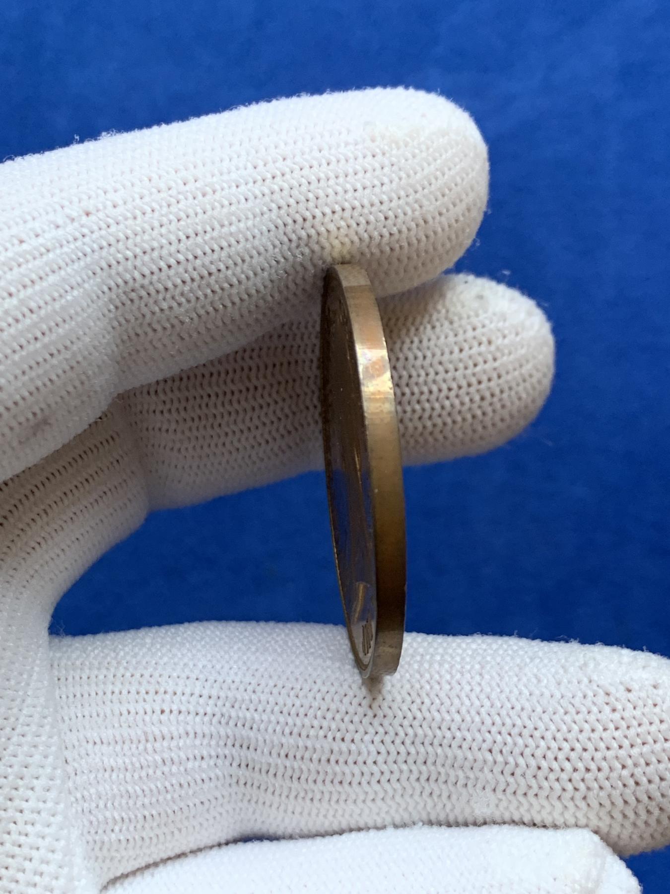 《竞宝斋》第272场- 周日，周一，周二  3场连拍 （全场包邮） 英国维多利亚披纱版臆造币 工艺很不错 细节见图