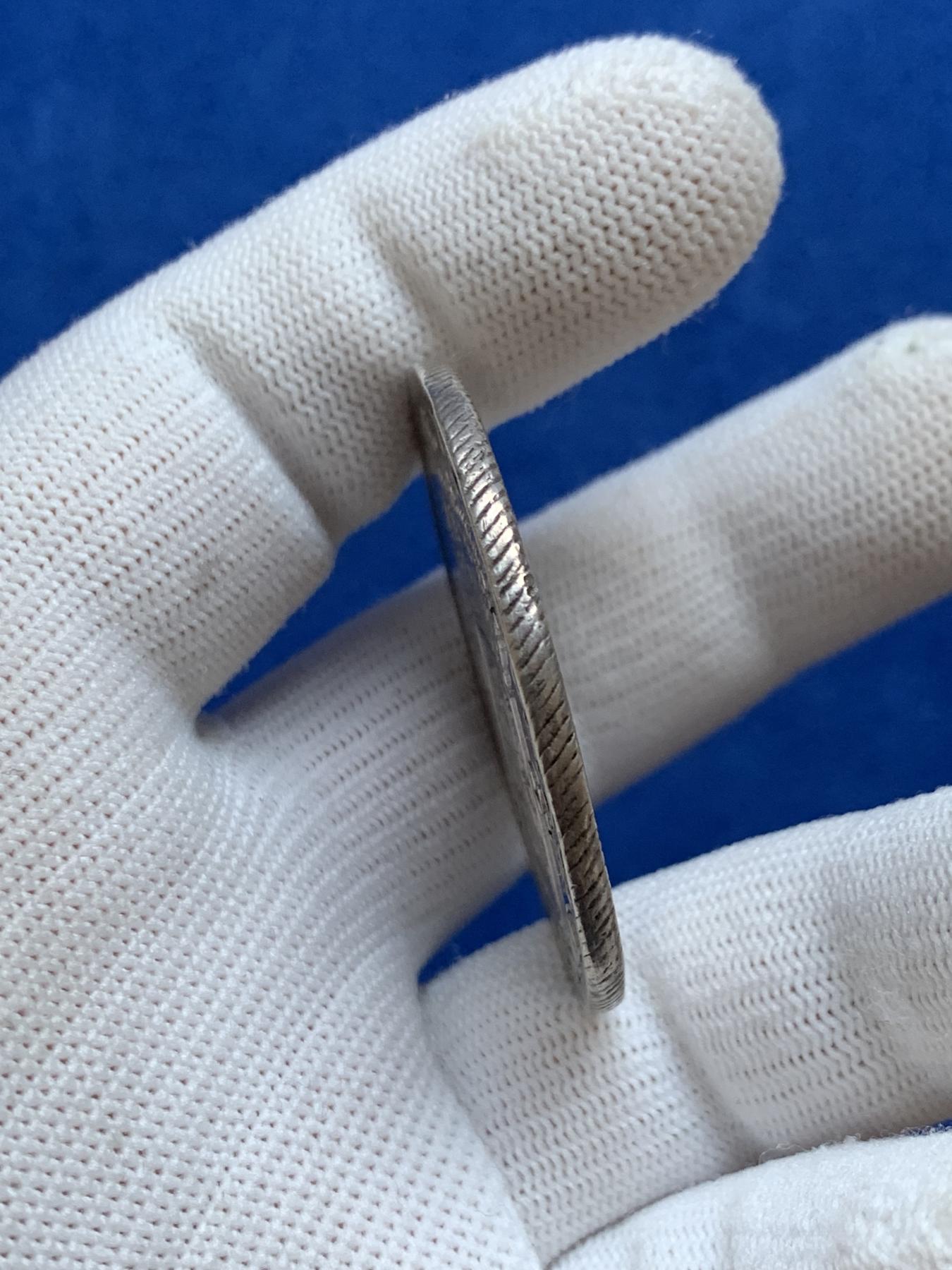 《竞宝斋》第272场- 周日，周一，周二  3场连拍 （全场包邮） 1784年荷兰乌得勒支武士站像大银币 双面深打 细节见图