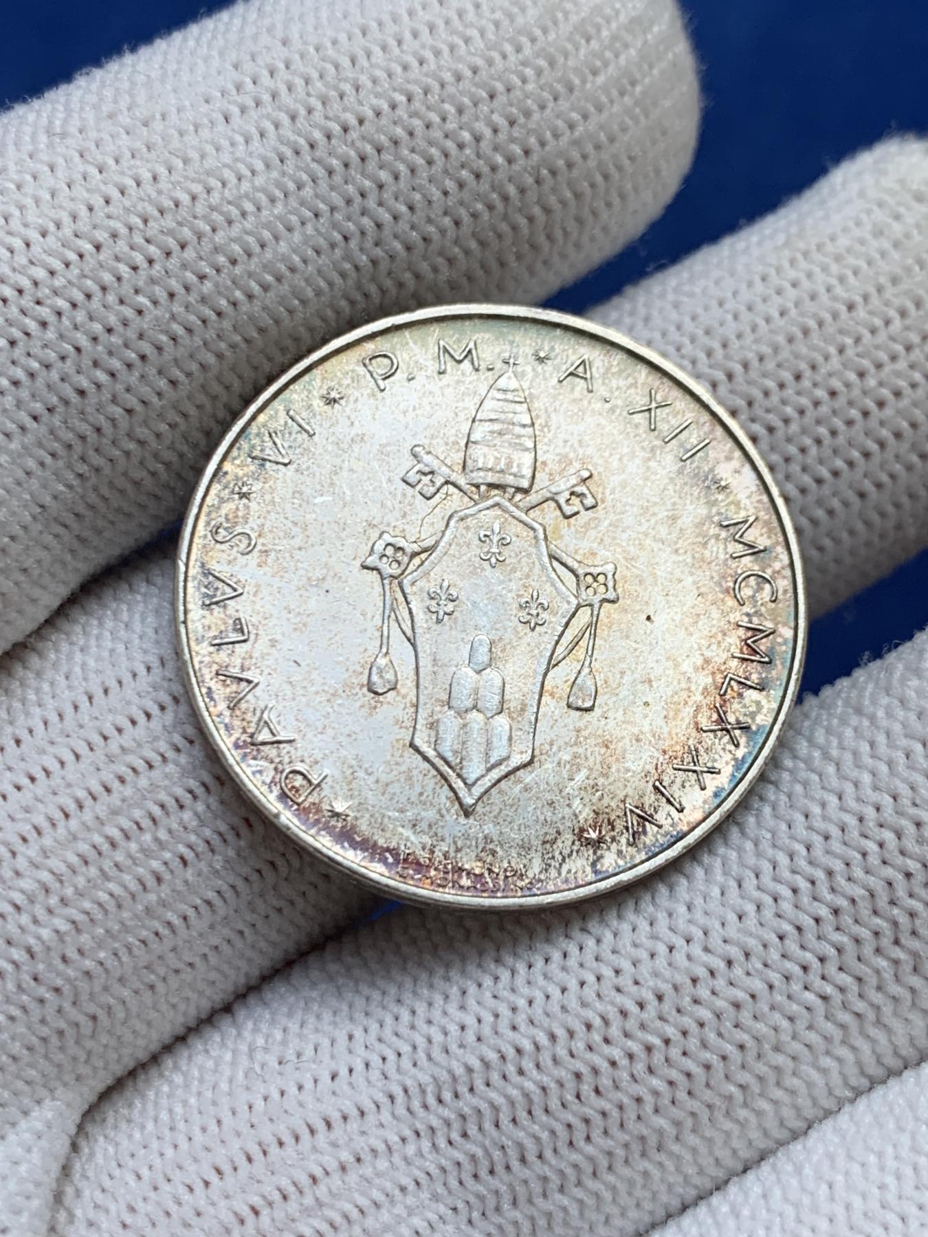 《竞宝斋》第272场- 周日，周一，周二  3场连拍 （全场包邮） 梵蒂冈 教皇保罗六世 葡萄与小麦 500里拉银币 UNC转光双面五彩包浆