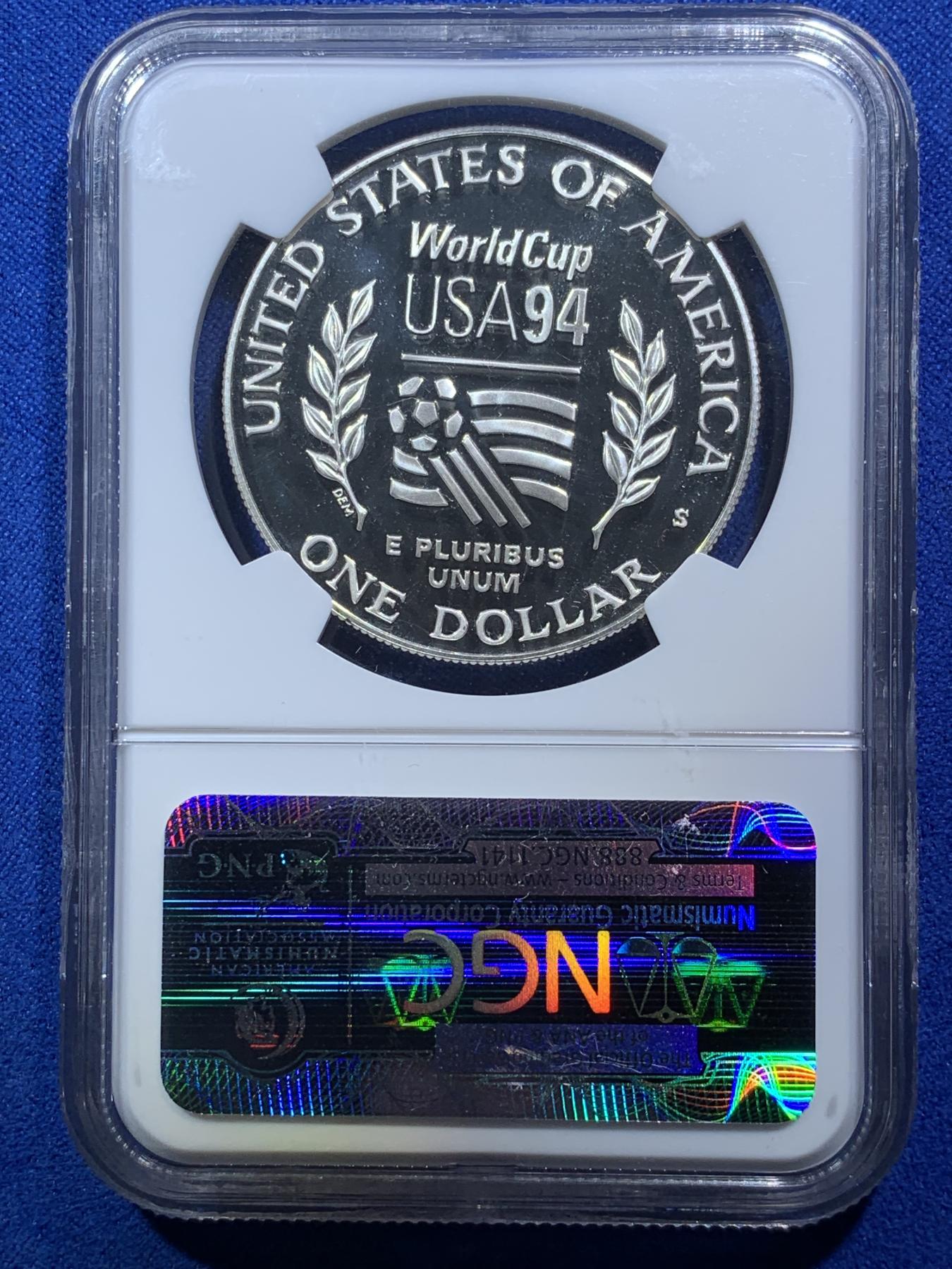 《竞宝斋》第272场- 周日，周一，周二  3场连拍 （全场包邮） NGC PF69UC 美国1994年S版世界杯1美元大银币