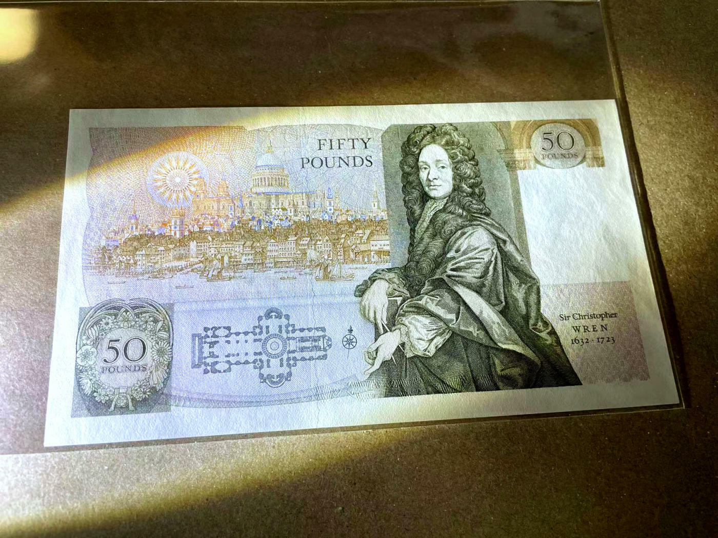 【Blue Auction】✨世界纸币精拍第482期【精】 英国 D序列50镑 UNC- 