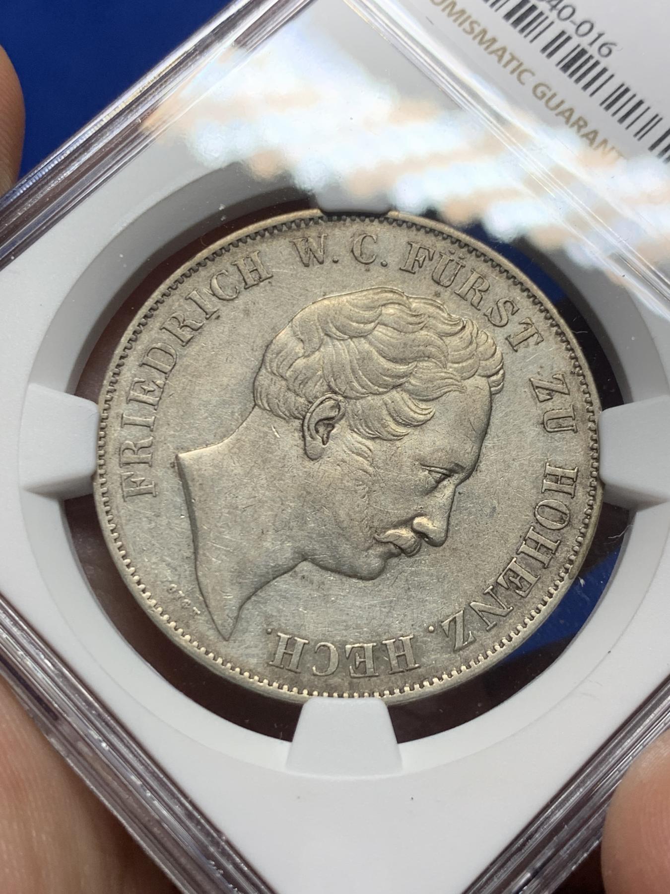 《竞宝斋》第272场- 周日，周一，周二  3场连拍 （全场包邮） 唯一亚军分 NGC AU50 德国 1846 霍亨索伦 2盾银币  21.21克最高55分，4年前7200成交 重量超过后期泰勒不少 对于流通来说4300枚的发行量 足见稀少