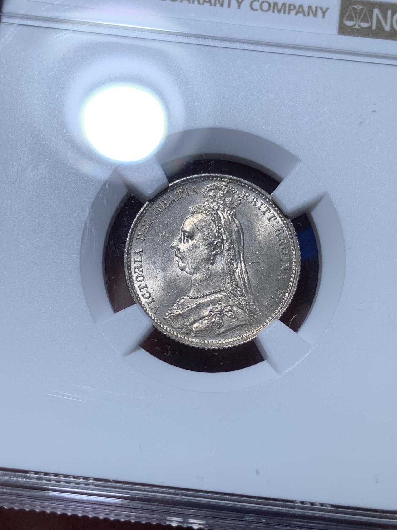 《竞宝斋》第272场- 周日，周一，周二  3场连拍 （全场包邮） NGC MS64 英国1887年维多利亚高冠6便士银币 丝滑底板 高分状态