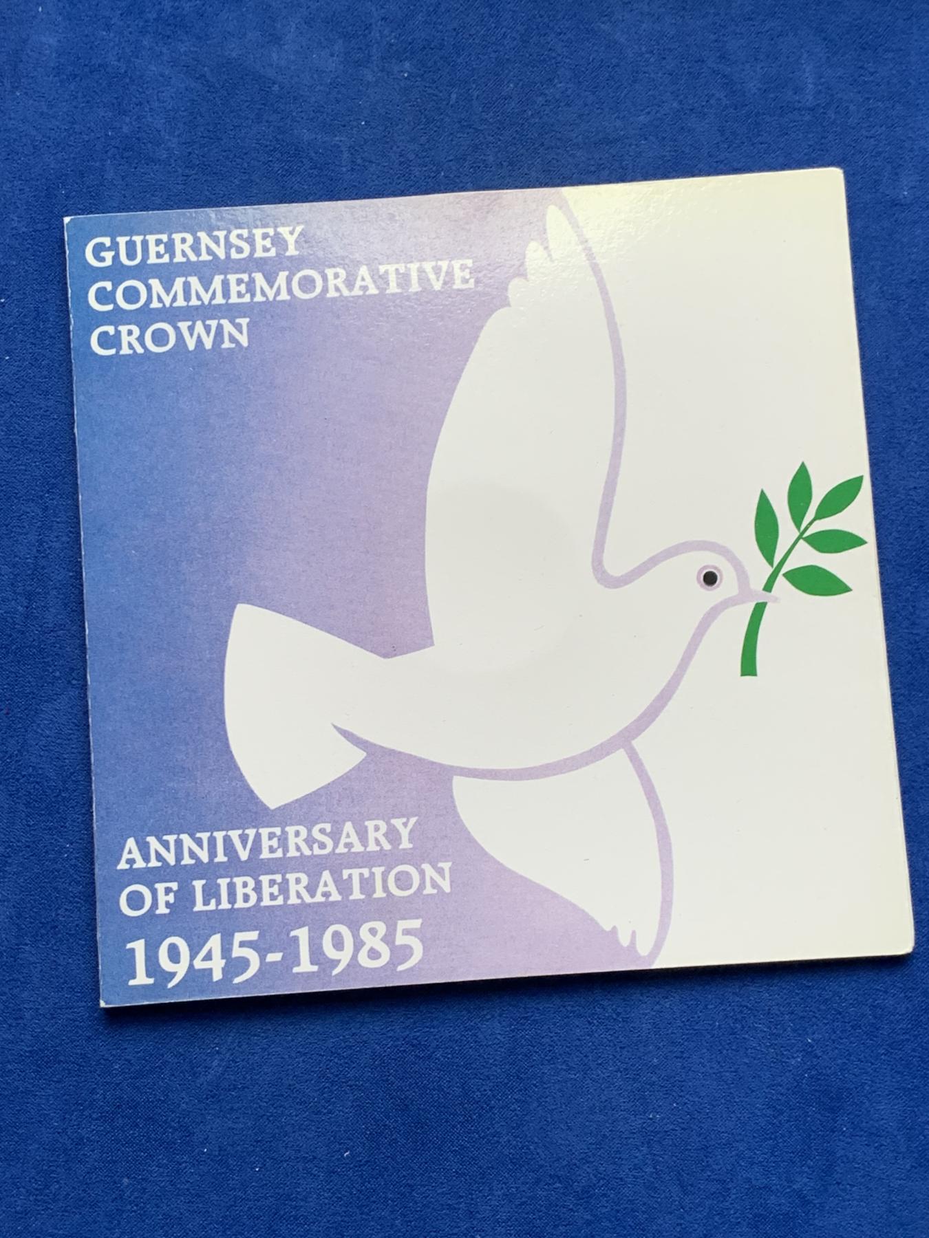 《竞宝斋》第272场- 周日，周一，周二  3场连拍 （全场包邮） 格恩西1985，1986，1987，英国皇家造币厂官方装祯2镑一组，相对少见，漂亮！