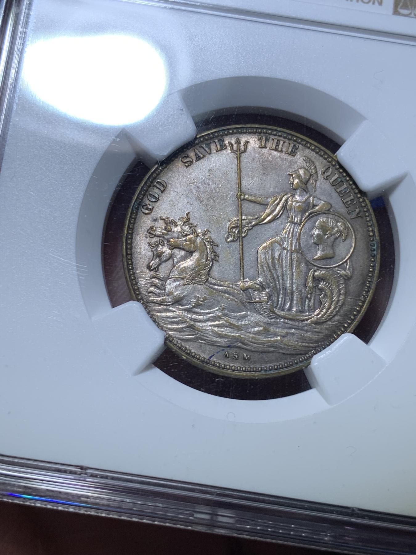 《竞宝斋》第272场- 周日，周一，周二  3场连拍 （全场包邮） NGC MS62 英国1850年 2先令 与双色克朗同属一个系列 非常少见