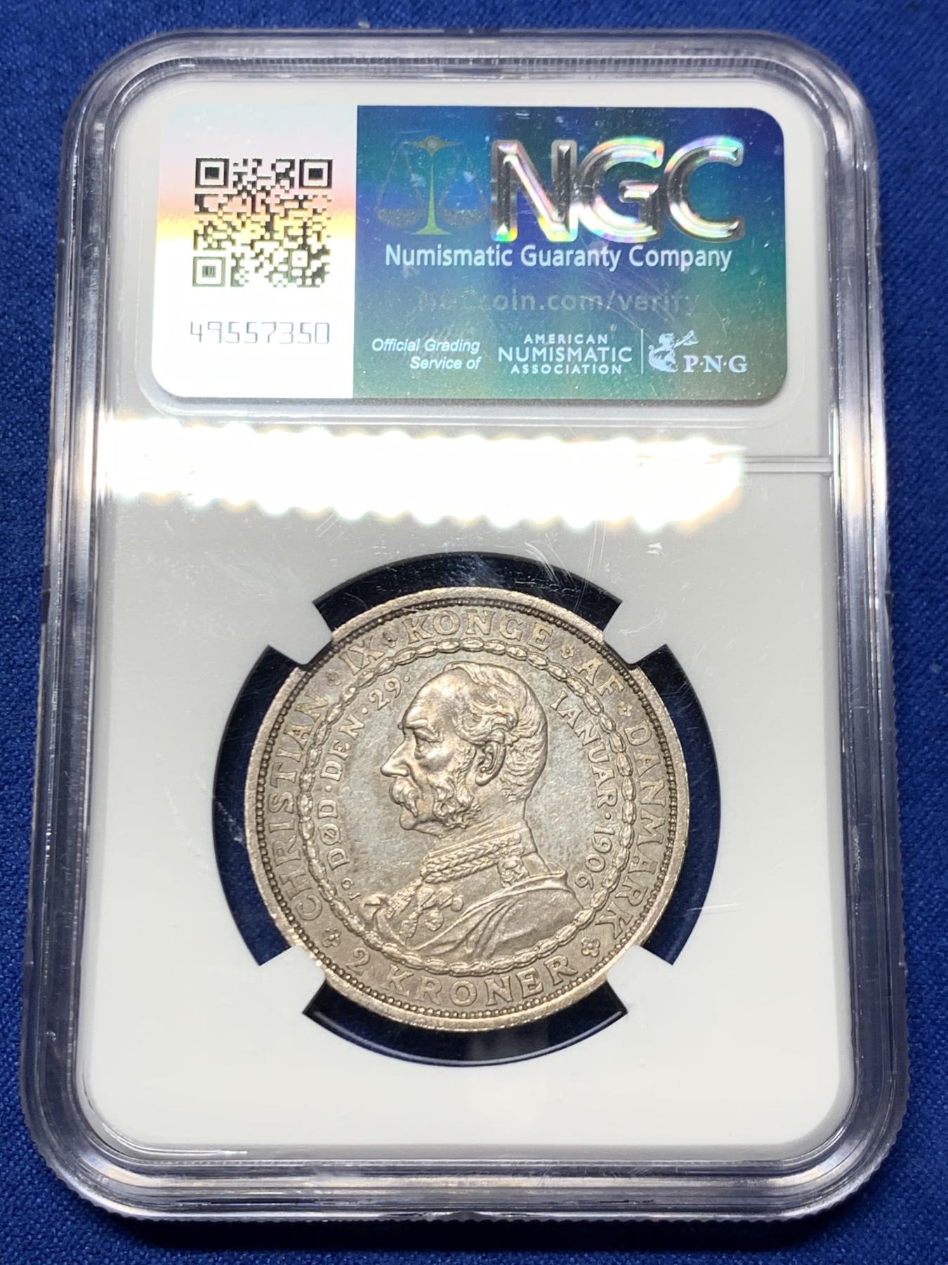 《竞宝斋》第272场- 周日，周一，周二  3场连拍 （全场包邮） NGC MS62 丹麦1906年克里斯蒂安九世国王逝世-弗雷德里克八世国王登基纪念2克朗银币