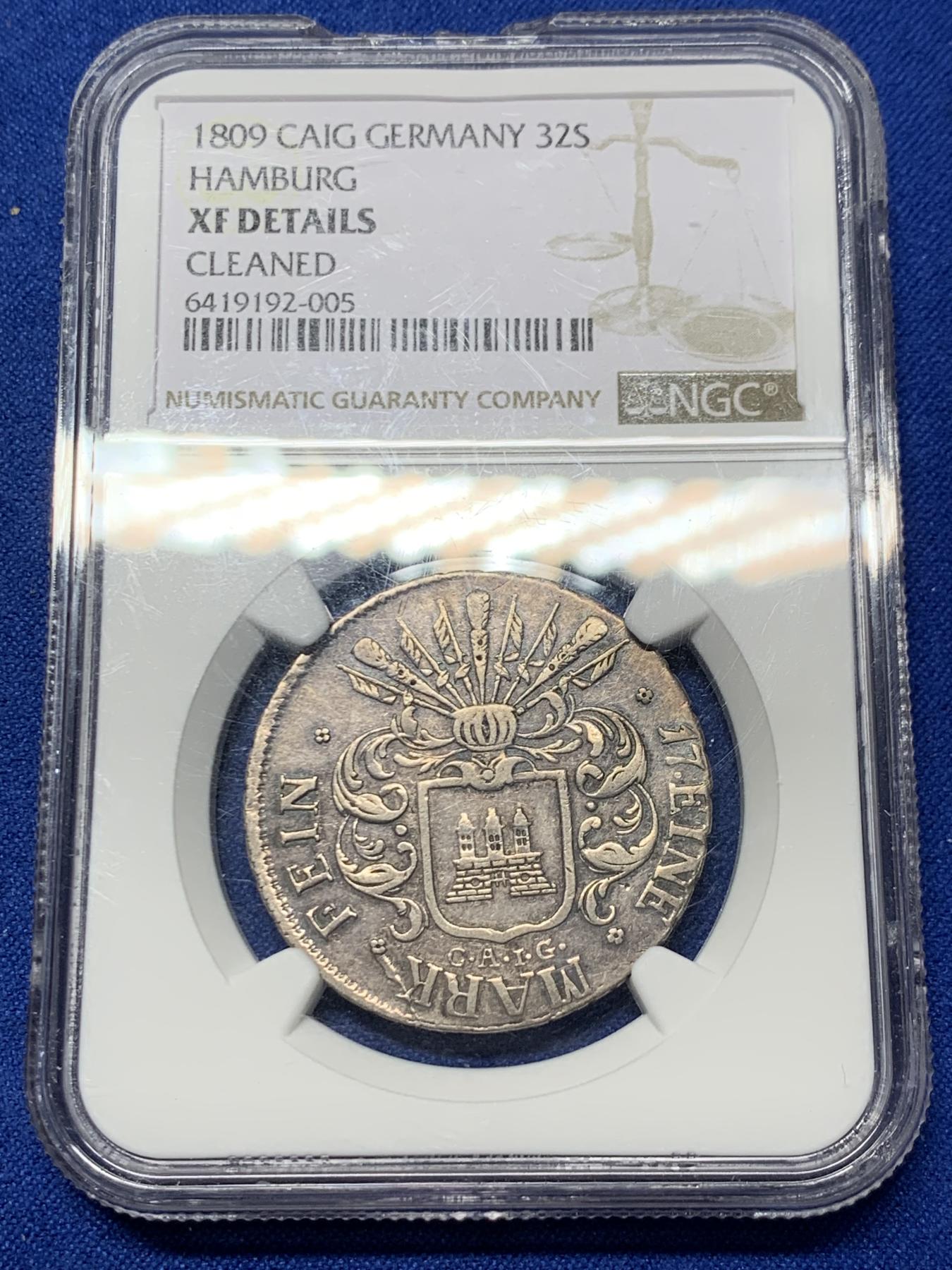 《竞宝斋》第272场- 周日，周一，周二  3场连拍 （全场包邮） NGC XFD 德国汉堡1809年32先令银币 盒子上沿有磕