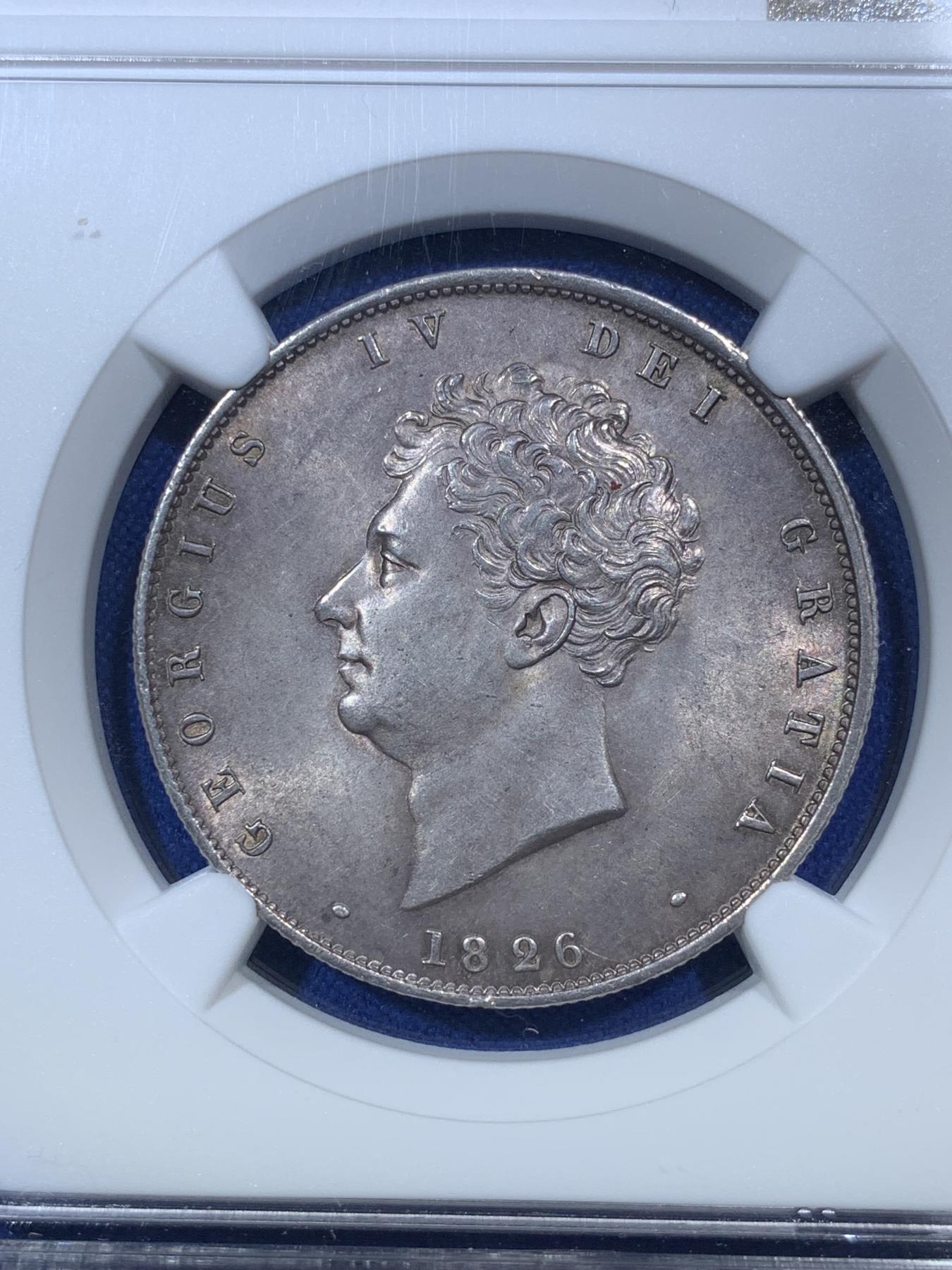 《竞宝斋》第272场- 周日，周一，周二  3场连拍 （全场包邮） NGC MS63 英国1826乔治四世半克朗 盾徽版 背面图案精美 栩栩如生 高品比三花版少见 也比1825少 深彩包浆 收藏佳品 乔四一直都是英系大热！