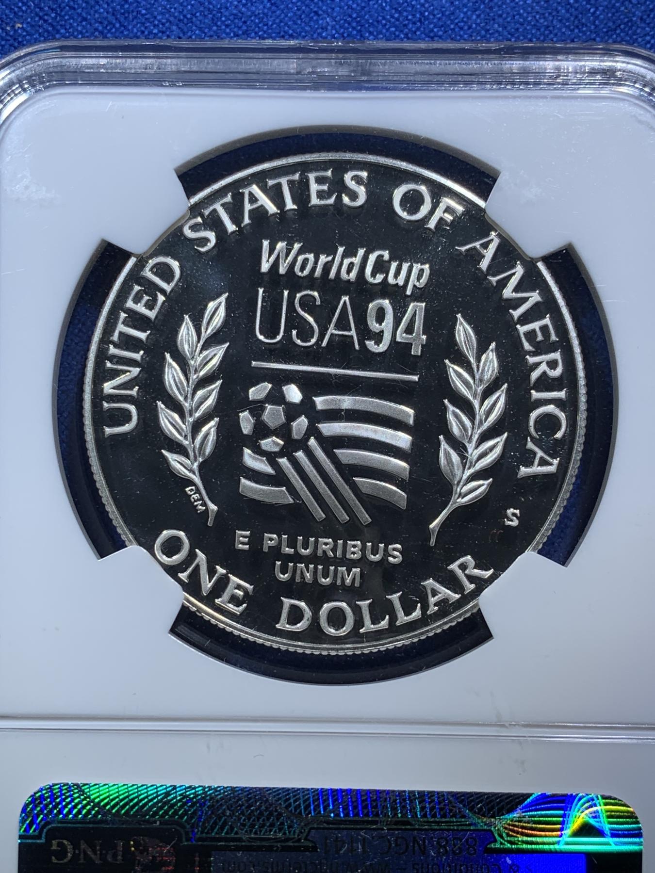 《竞宝斋》第272场- 周日，周一，周二  3场连拍 （全场包邮） NGC PF69UC 美国1994年S版世界杯1美元大银币