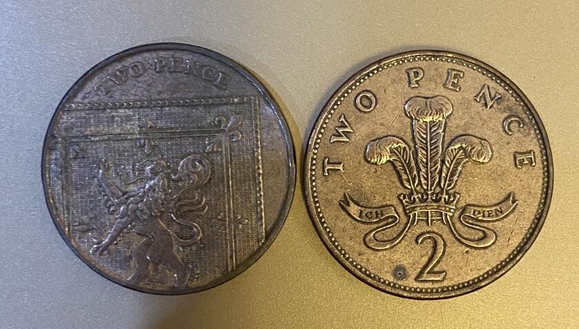 【炜奕收藏】古币纪念币专场，0佣金，全场0+1 两枚不同时期英国2便士