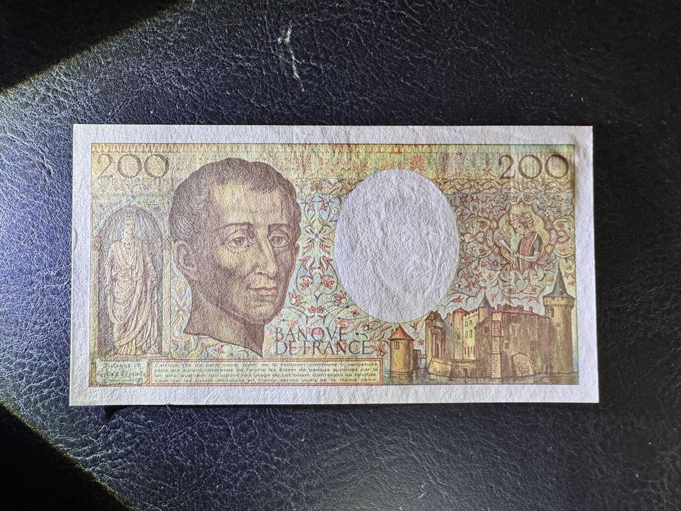 收藏联盟Quantum Auction 第349期拍卖  法国1992年200法郎 品相AU 法学家 孟德斯鸠 号码无4