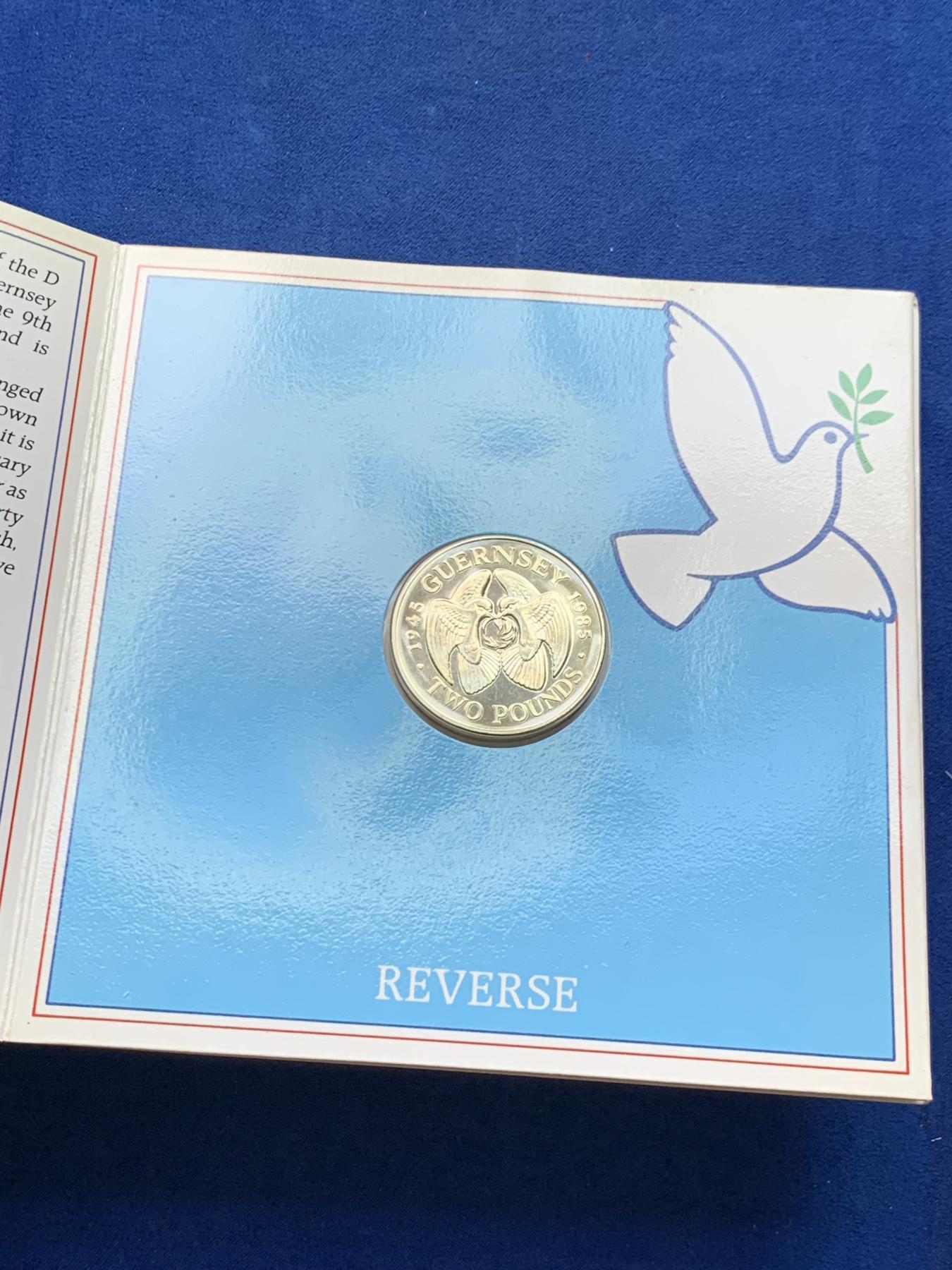 《竞宝斋》第272场- 周日，周一，周二  3场连拍 （全场包邮） 格恩西1985，1986，1987，英国皇家造币厂官方装祯2镑一组，相对少见，漂亮！