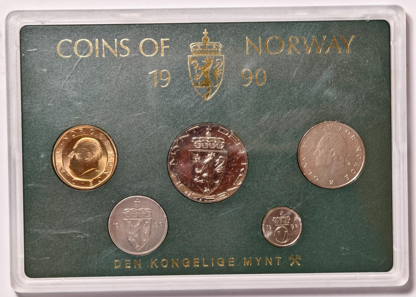 紫瑗钱币——第374期拍卖 挪威 1990年 流通硬币 5枚套 带一枚纪念币 造币厂原盒