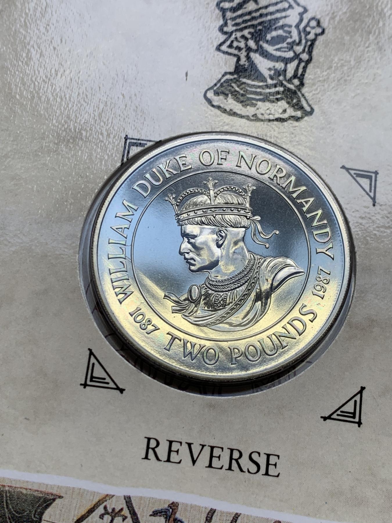 《竞宝斋》第272场- 周日，周一，周二  3场连拍 （全场包邮） 格恩西1985，1986，1987，英国皇家造币厂官方装祯2镑一组，相对少见，漂亮！