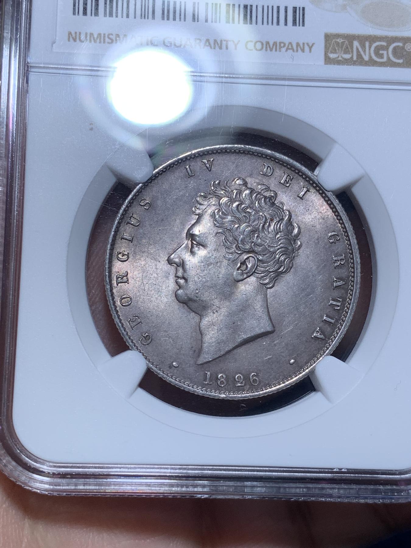 《竞宝斋》第272场- 周日，周一，周二  3场连拍 （全场包邮） NGC MS63 英国1826乔治四世半克朗 盾徽版 背面图案精美 栩栩如生 高品比三花版少见 也比1825少 深彩包浆 收藏佳品 乔四一直都是英系大热！